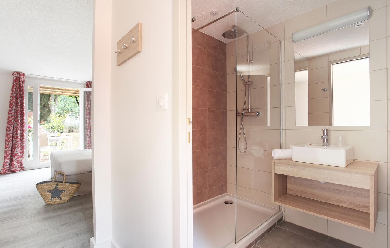 Residence Odalys Le Village Camarguais Les Gardians Arles Bagian luar foto