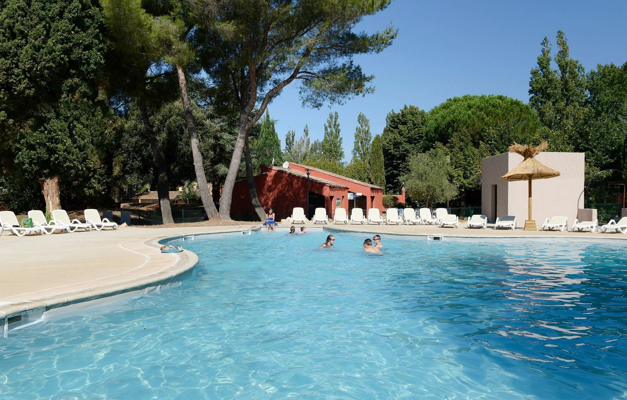 Residence Odalys Le Village Camarguais Les Gardians Arles Bagian luar foto